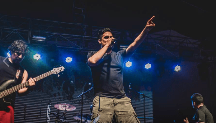 Captura de pantalla 2019-03-18 a la(s) 23.57.27